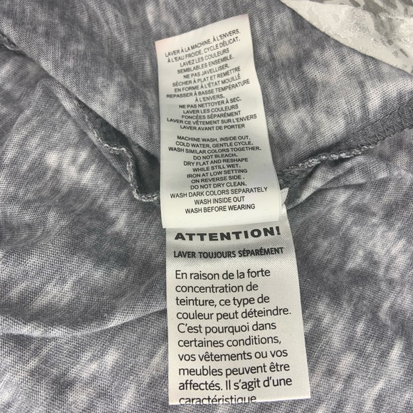 3/20$ Women’s size “3” Gray “heather” short T-shirt. - Picture 4 of 5